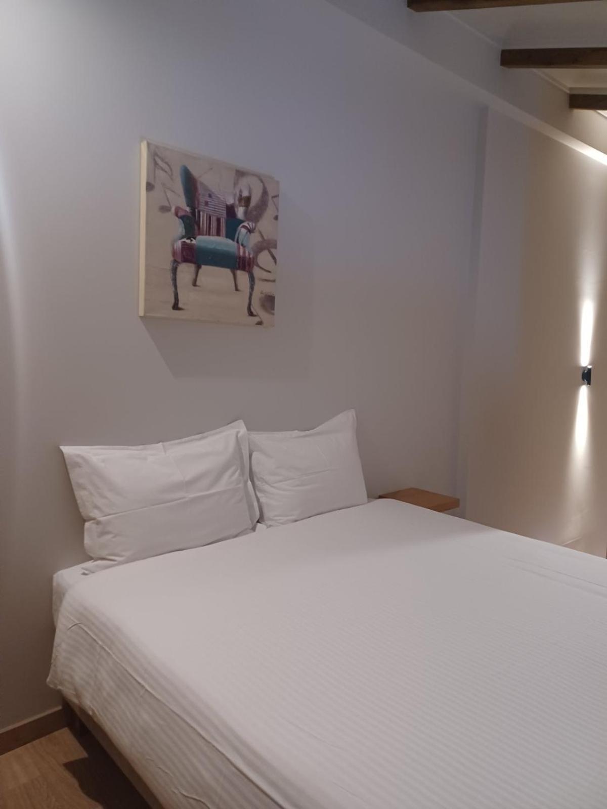 Stylish Studio Apartment - 8F House Kalamáta Eksteriør bilde